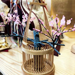 雛人形 オレンジと紫の衣装 雛人形 オレンジと紫の衣装 雛人形 オレンジと紫の衣装